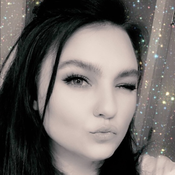 Meet your Posher, Julie and Mogwai 🐾 - Picture 8 of 11